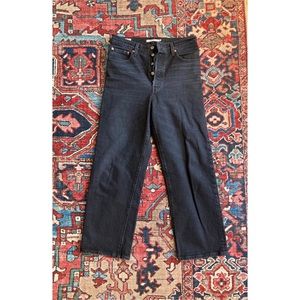 Levi’s Ribcage Straight Ankle Jean Size 29